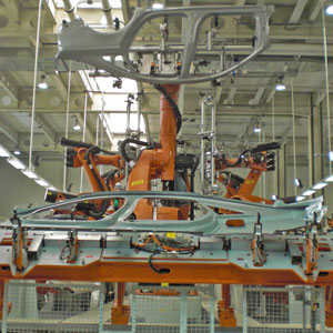 EmiL Montagem Desenvolvendo linhas de produção pelo mundo. Manutenção e automação industrial