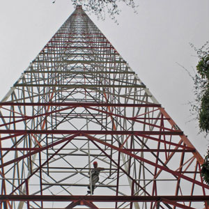 EmiL Montagem Desenvolvendo linhas de produção pelo mundo.  Manutenção, Montagem  e automação industrial