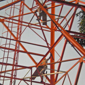 EmiL Montagem Desenvolvendo linhas de produção pelo mundo.  Manutenção, Montagem  e automação industrial